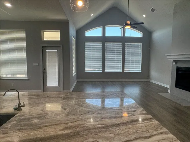 $2,800 | 812 Karst Cove, Georgetown, TX 78628