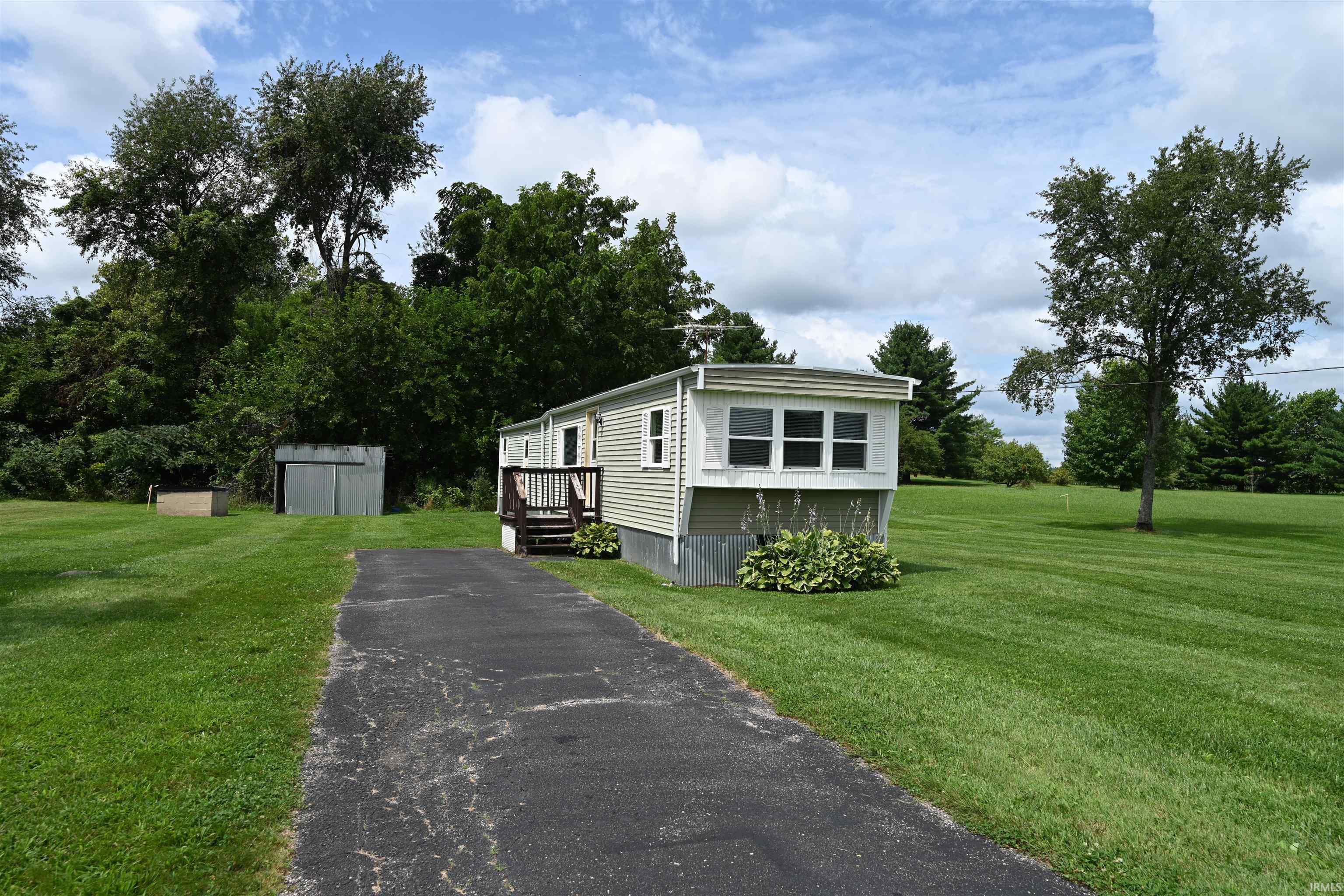 5910 North 1000 West Rochester, IN 46975 - Photo 25 of 29 Gallery Image 25