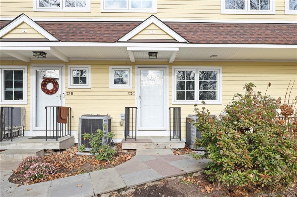 Path to Greenwich Place 33C