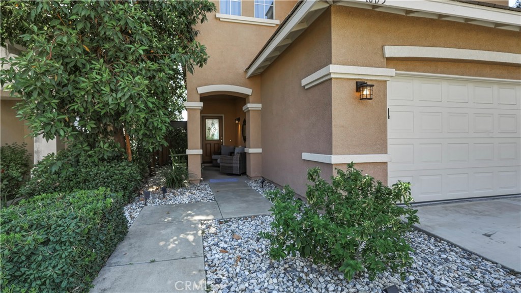 16175 Blue Haven Court Riverside, CA 92503 - Photo 4 of 38