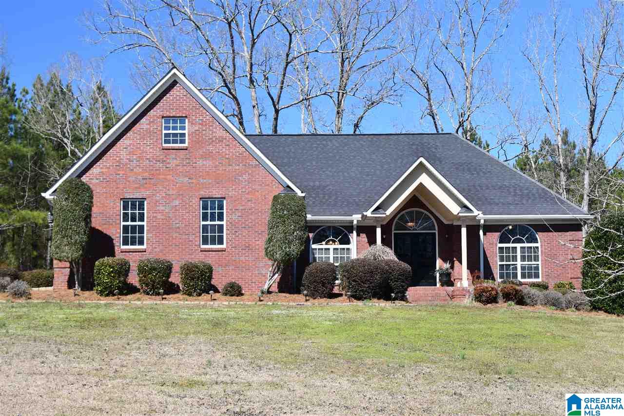 2065 Clinton Place Gadsden, AL 35903 - Photo 3 of 48