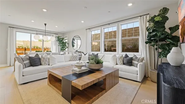 $1,109,990 | 704 Guy Turner Drive, Camarillo, CA 93010