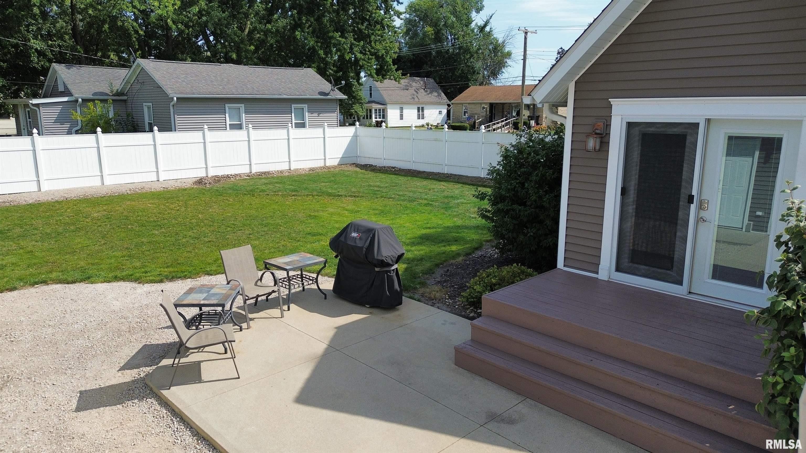 801 16th Avenue Fulton, IL 61252 - Photo 38 of 43