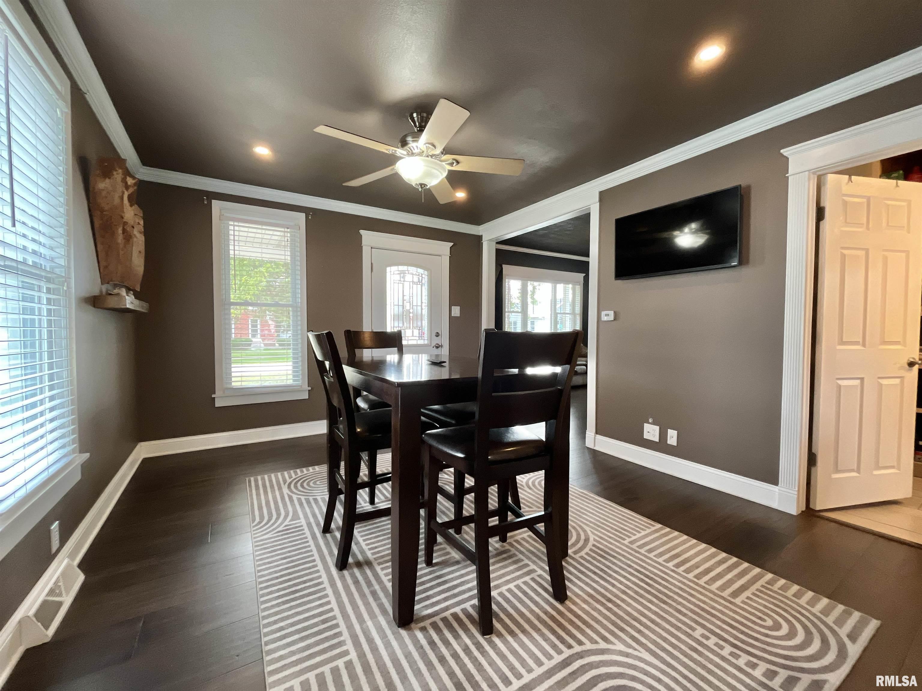 801 16th Avenue Fulton, IL 61252 - Photo 6 of 43