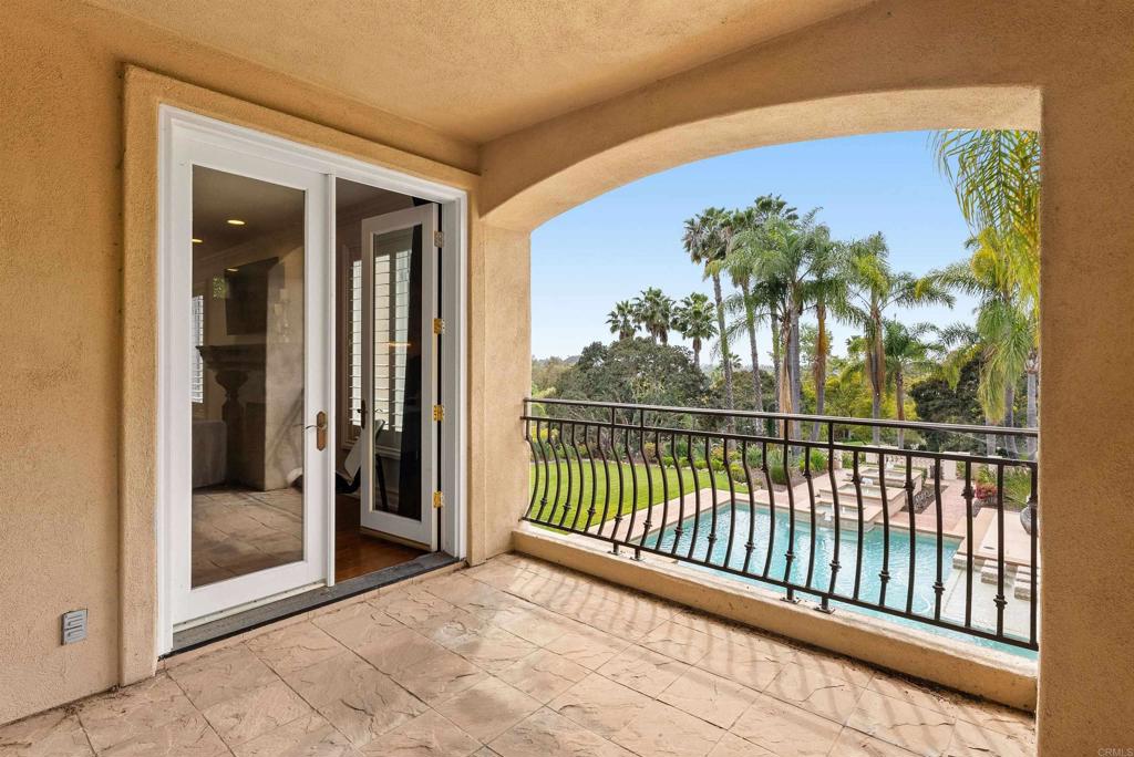 7345 Vista Rancho Court Rancho Santa Fe, CA 92091 - Photo 31 of 60