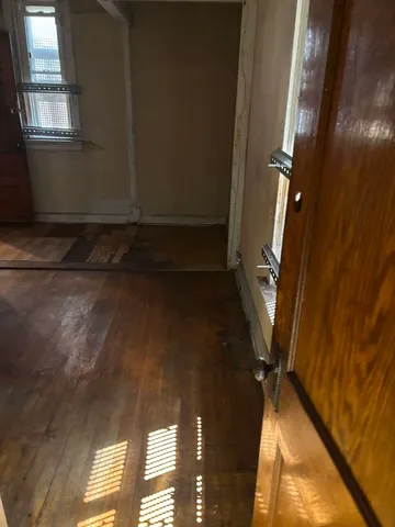 $95,000 | 6331 South Winchester Avenue, Chicago, IL 60636