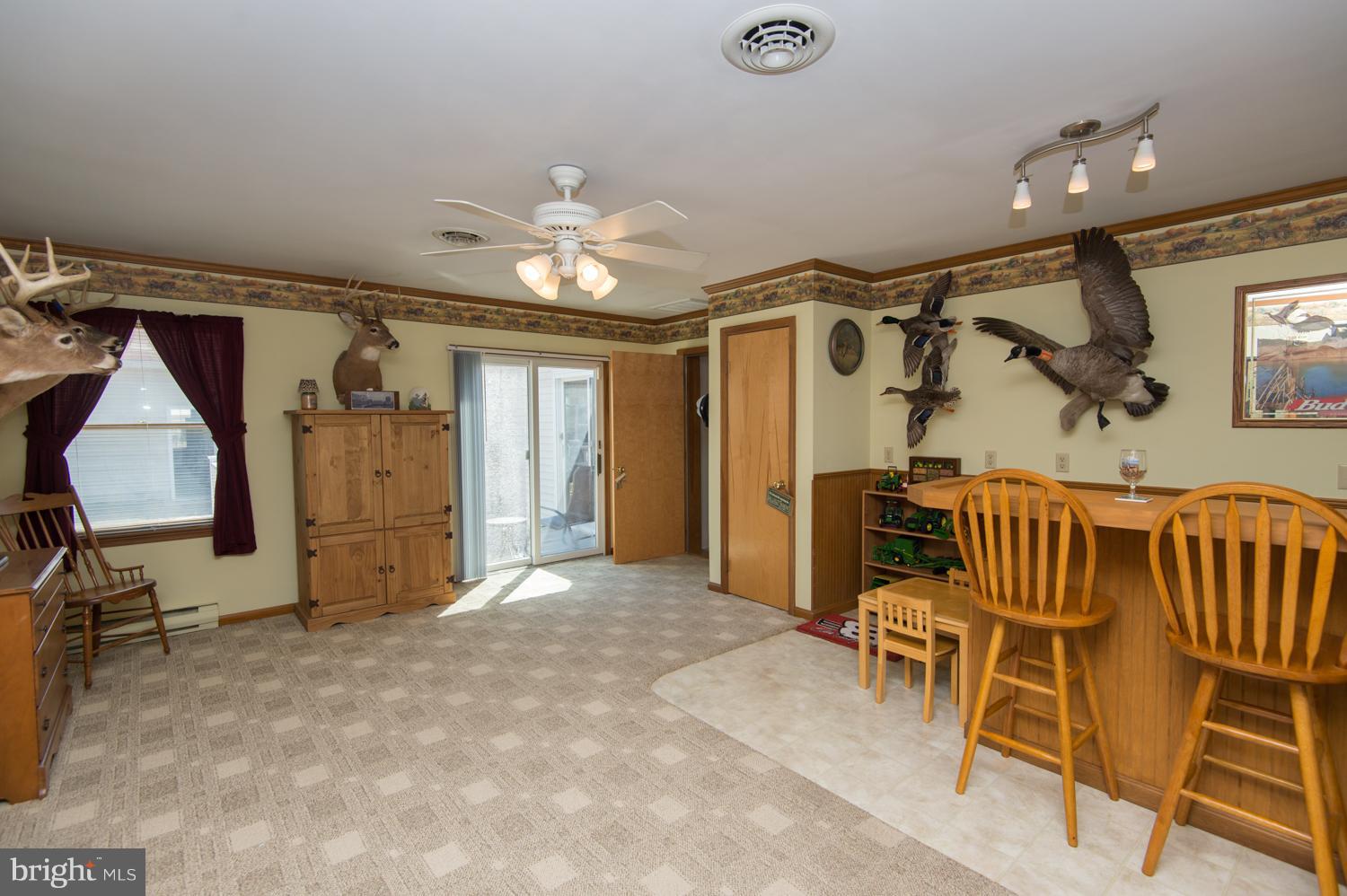 6858 North Tara Road Federalsburg, MD 21632 - Photo 14 of 30 Family Room