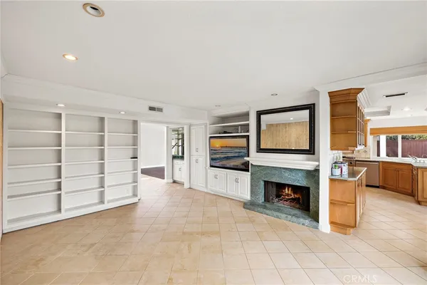 $7,200 | 12 Rolling Brook, Irvine, CA 92603