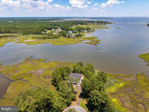 $2,200,000 | 10313 Thirty Knots Lane, Berlin, MD 21811