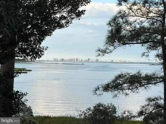 $2,300,000 | 10313 Thirty Knots Lane, Berlin, MD 21811