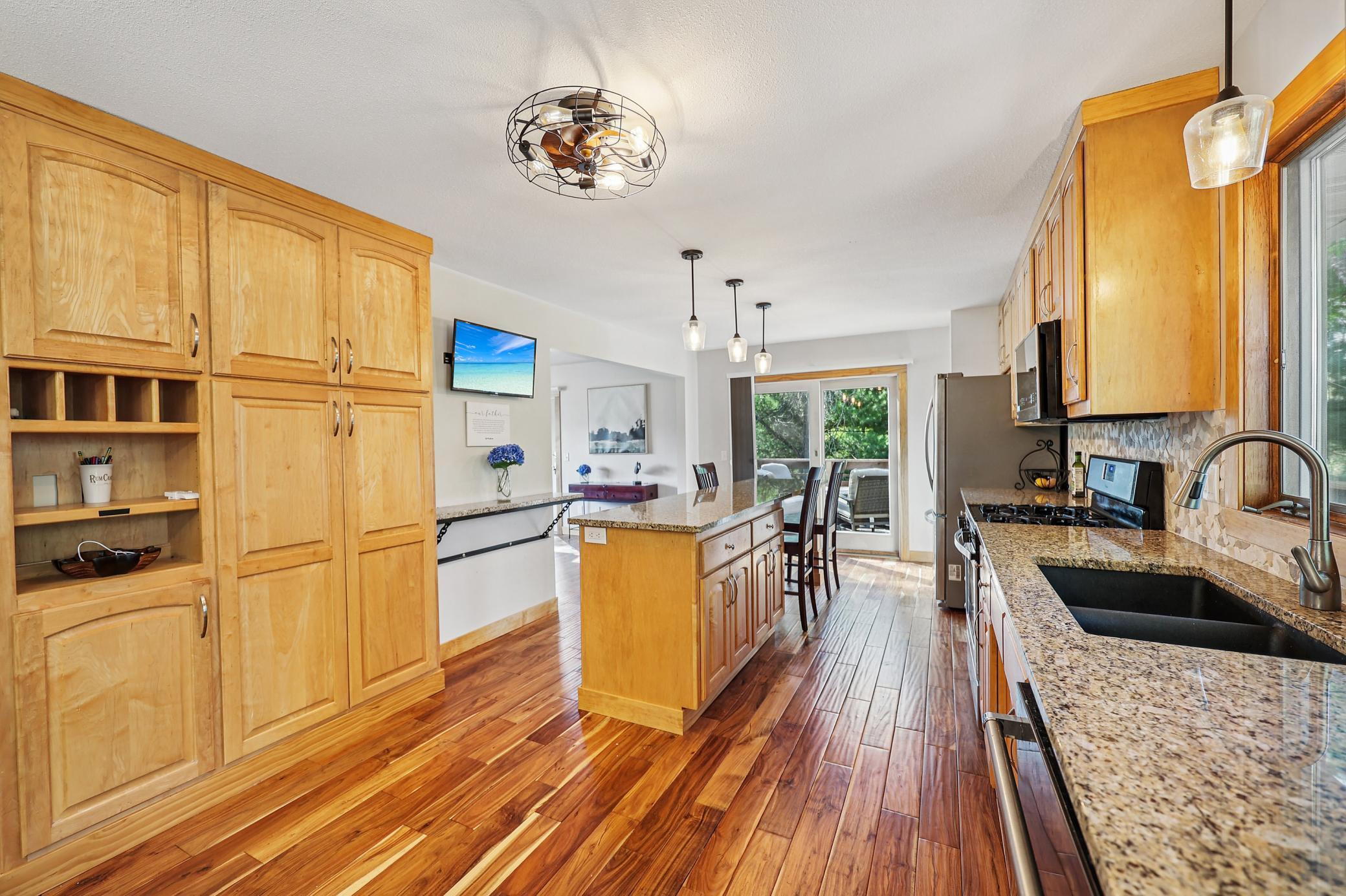 935 Ridge Pass Hudson, WI 54016 - Photo 7 of 79