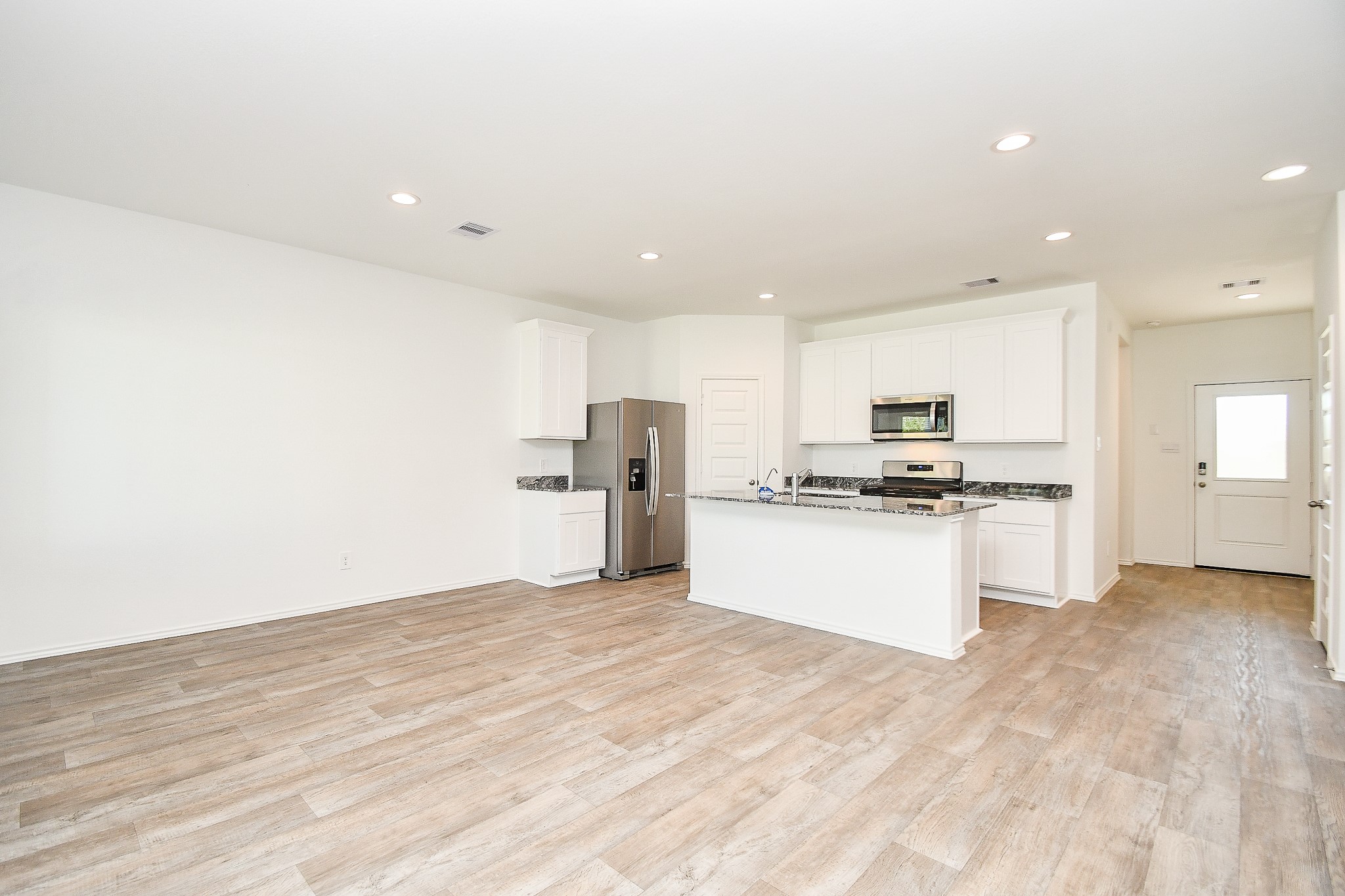 2720 Bryan Grv Lane Rosenberg, TX 77469 - Photo 8 of 32