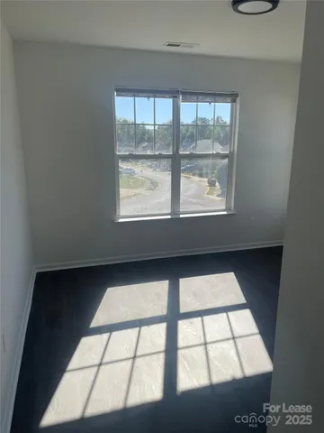 $2,300 | 242 Amir Circle, Matthews, NC 28105