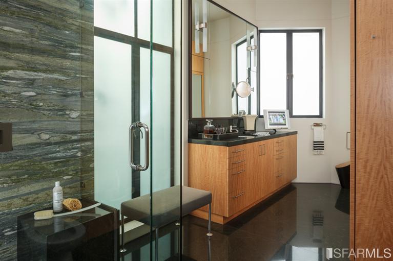 2330 Lyon Street San Francisco, CA 94115 - Photo 10 of 27