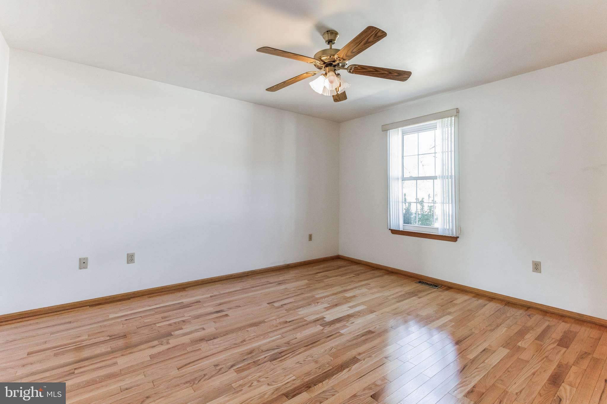 1928 Almond Road Vineland, NJ 08360 - Photo 12 of 30 Primary Bedroom