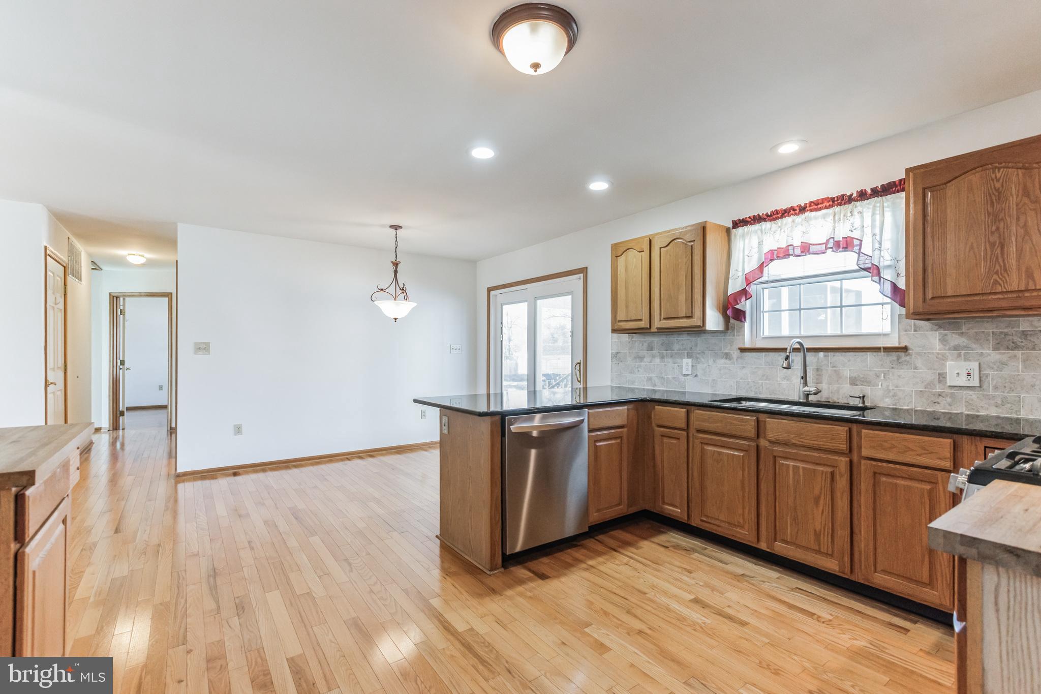 1928 Almond Road Vineland, NJ 08360 - Photo 8 of 30 Gallery Image 8