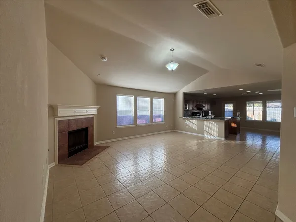 $1,950 | 2727 Chatford Hollow Lane, Houston, TX 77014