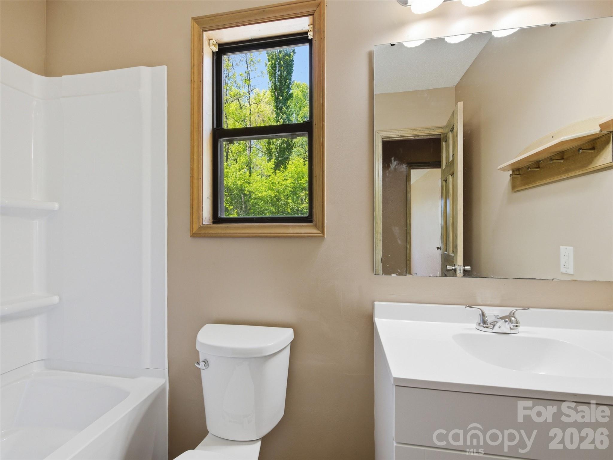 286 Pioneer Ridge Road Canton, NC 28716 - Photo 13 of 37