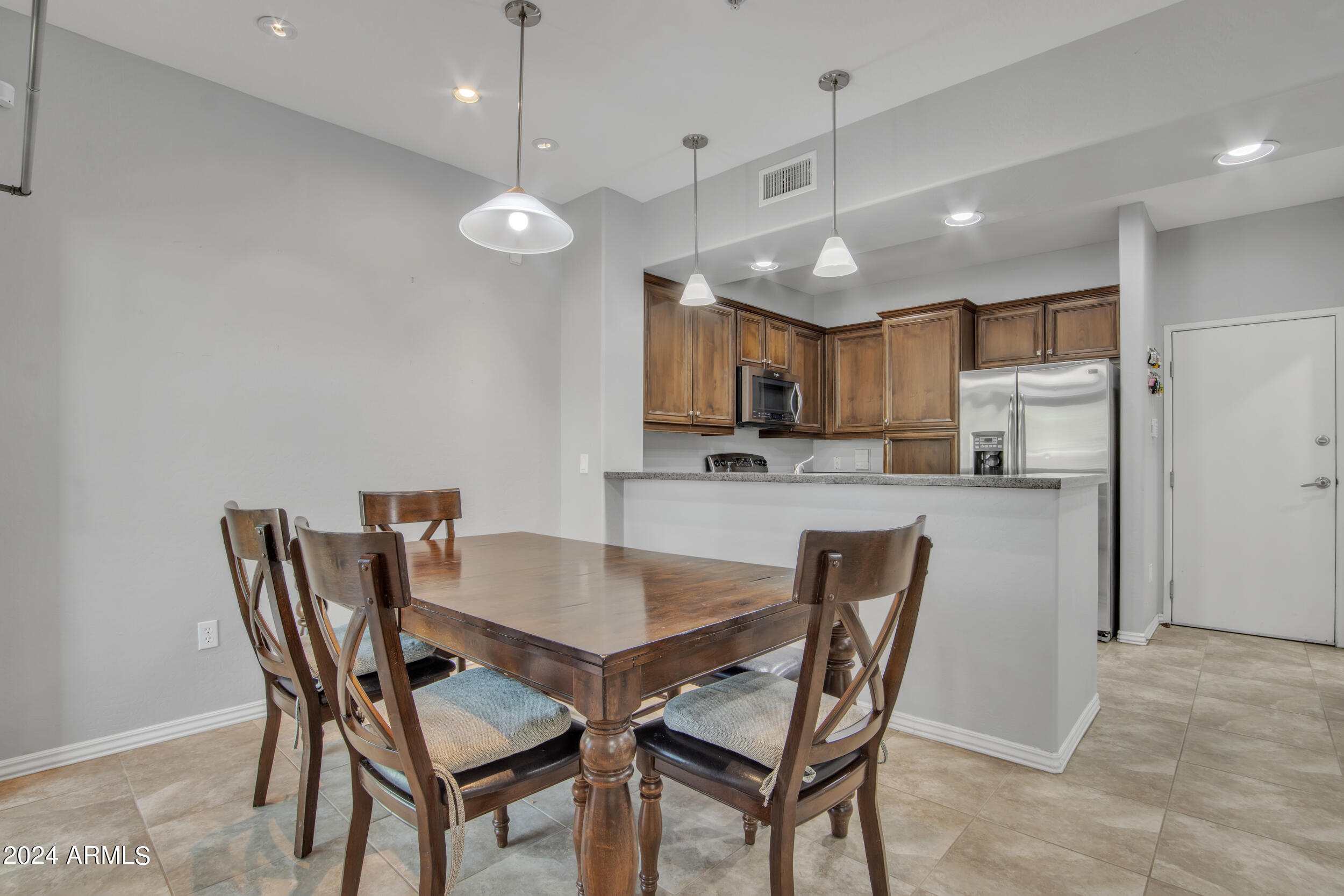 3935 East Rough Rider Road, Unit 1233 Phoenix, AZ 85050 - Photo 10 of 32 Dining