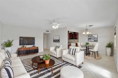 $99,000 | 3116 Newport U, Unit 3116, Deerfield Beach, FL 33442
