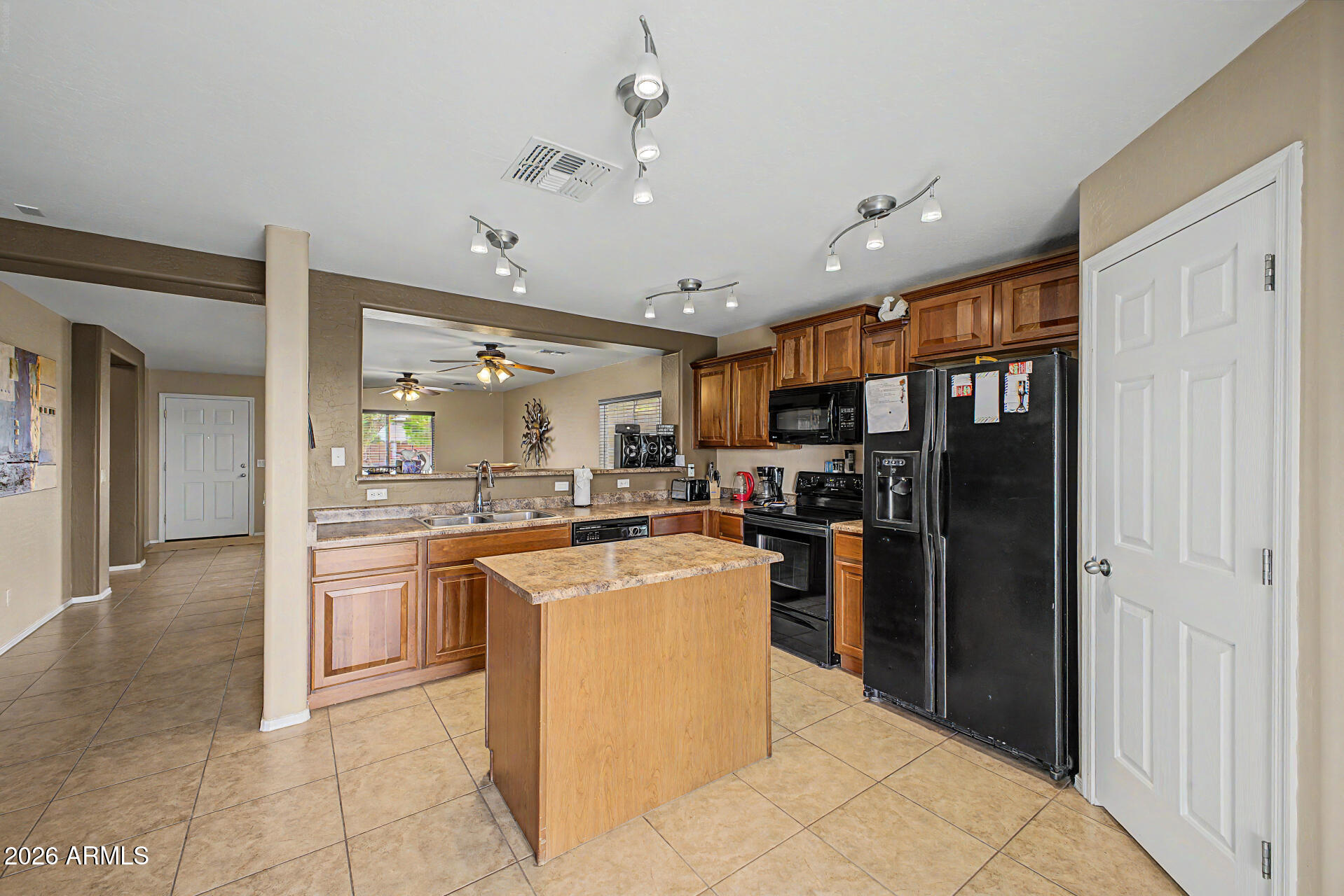 4381 East Silverbell Road San Tan Valley, AZ 85143 - Photo 15 of 48