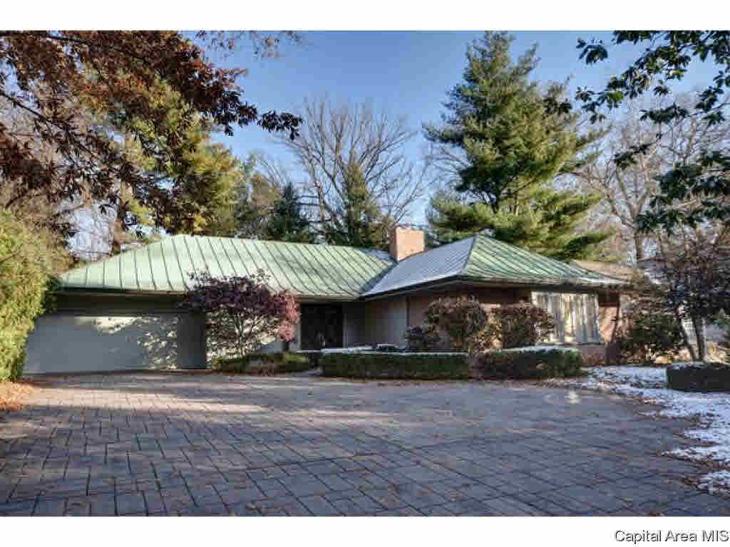 2020 South Illini Road Springfield, IL 62704 - Photo 1 of 36