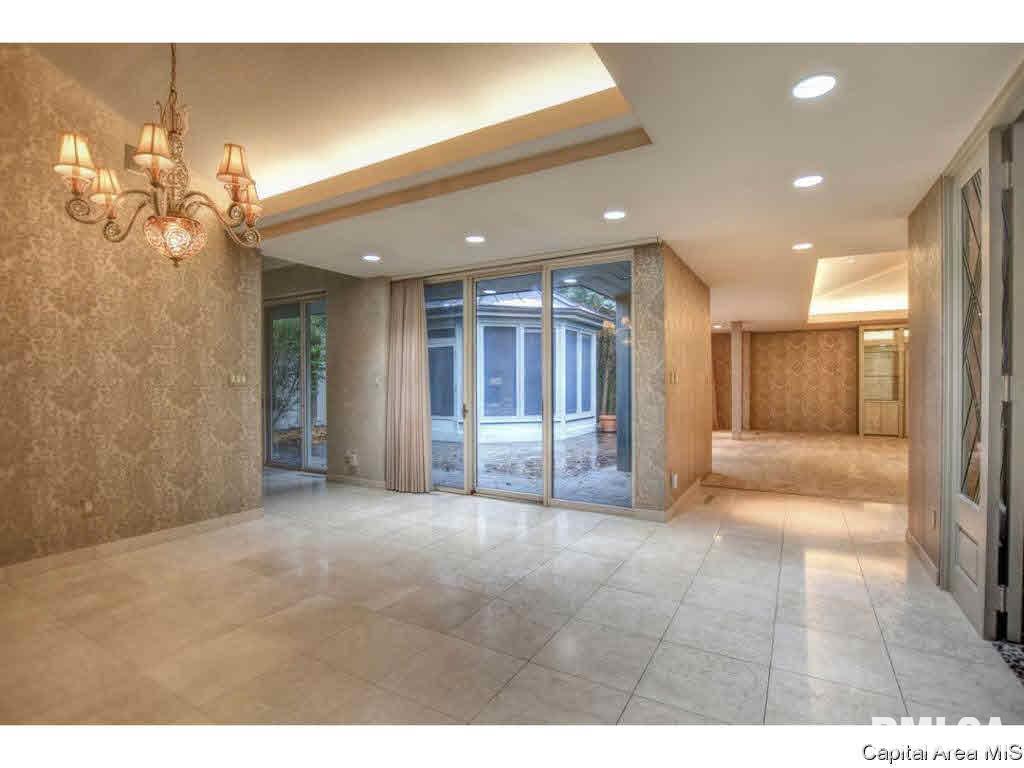 2020 South Illini Road Springfield, IL 62704 - Photo 18 of 36