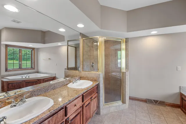 $1,295,000 | 3976 Woodridge Court, Richfield, WI 53017