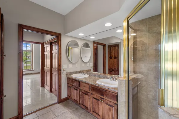 $1,295,000 | 3976 Woodridge Court, Richfield, WI 53017