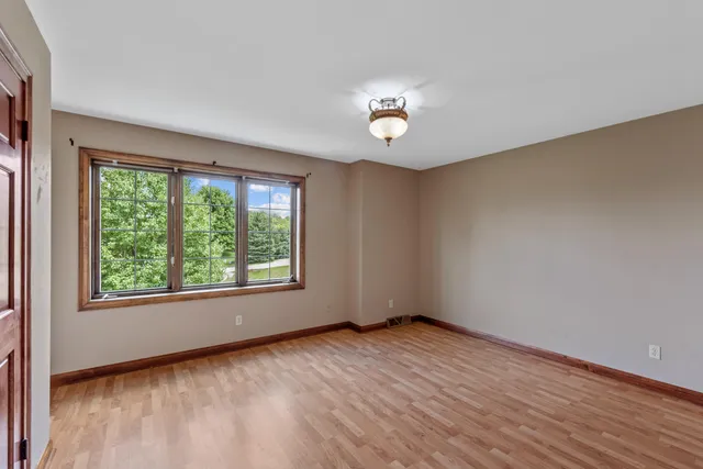 $1,295,000 | 3976 Woodridge Court, Richfield, WI 53017