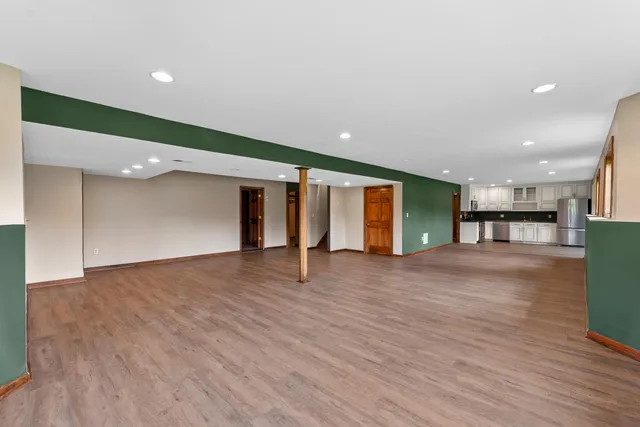 $1,295,000 | 3976 Woodridge Court, Richfield, WI 53017