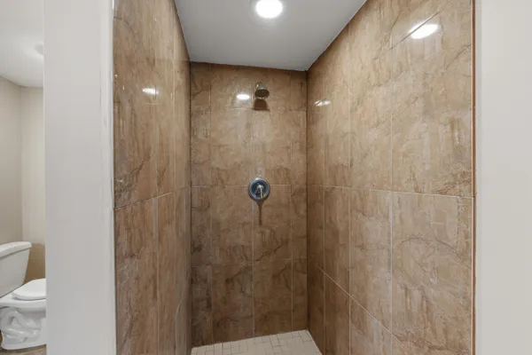 $1,295,000 | 3976 Woodridge Court, Richfield, WI 53017