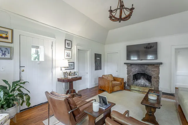 $399,000 | 2 Mother Goose Village, Lookout Mountain, GA 30750