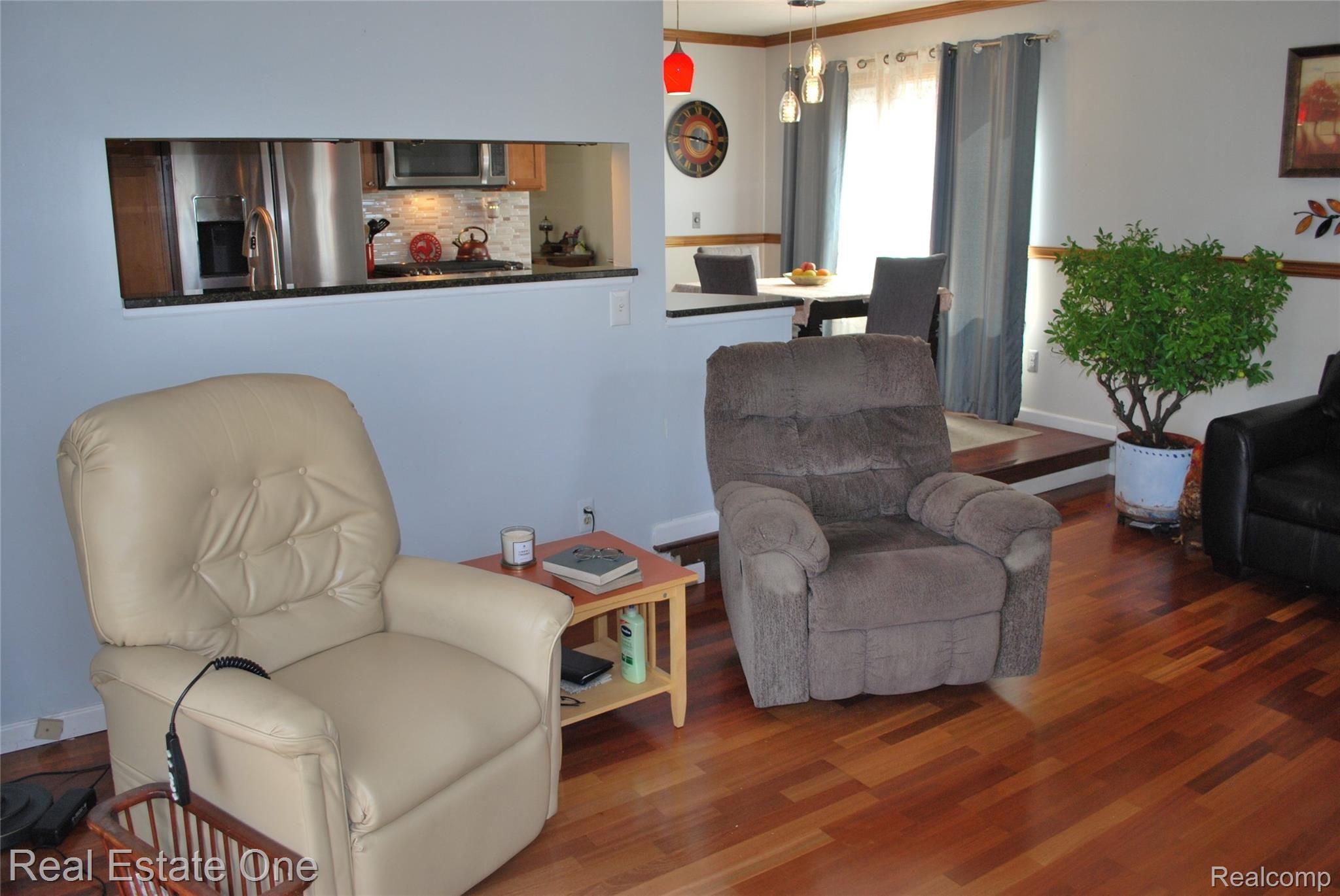 39822 Cheviot Road Canton, MI 48188 - Photo 18 of 76 DSC_3235.JPG