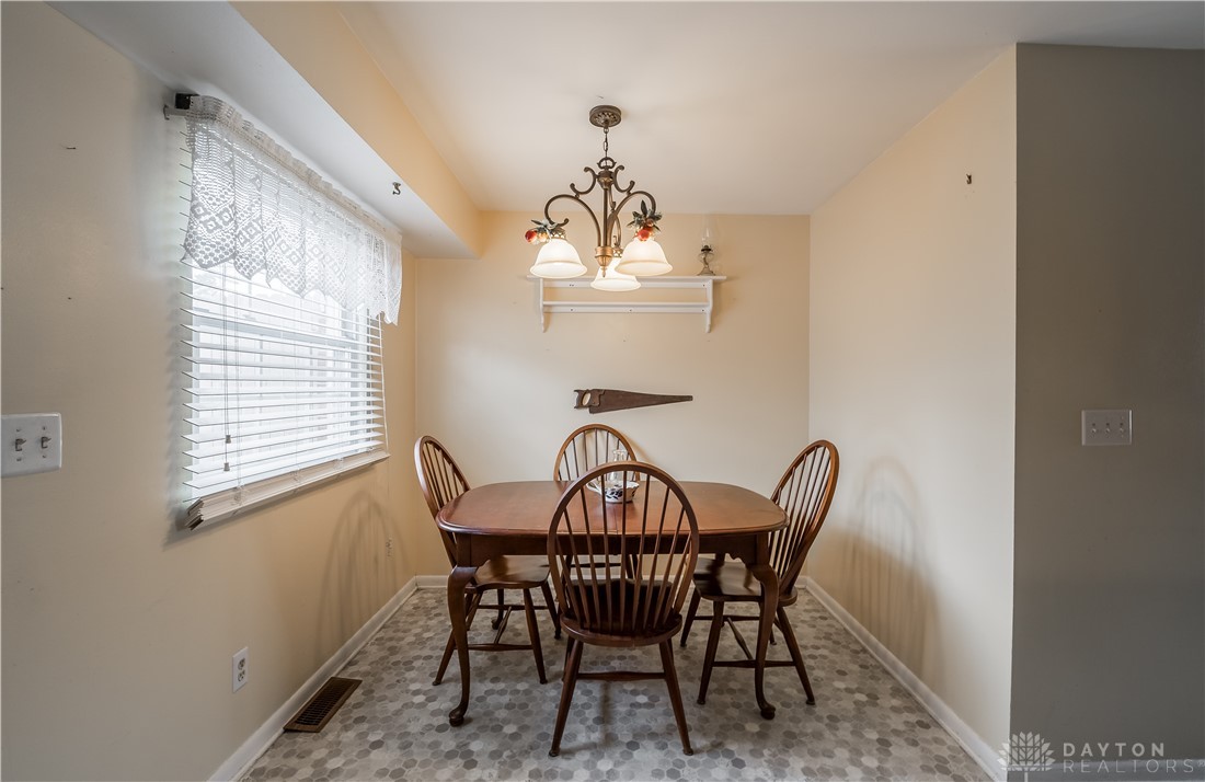 1525 Henley Road Troy, OH 45373 - Photo 12 of 26 Gallery Image 12