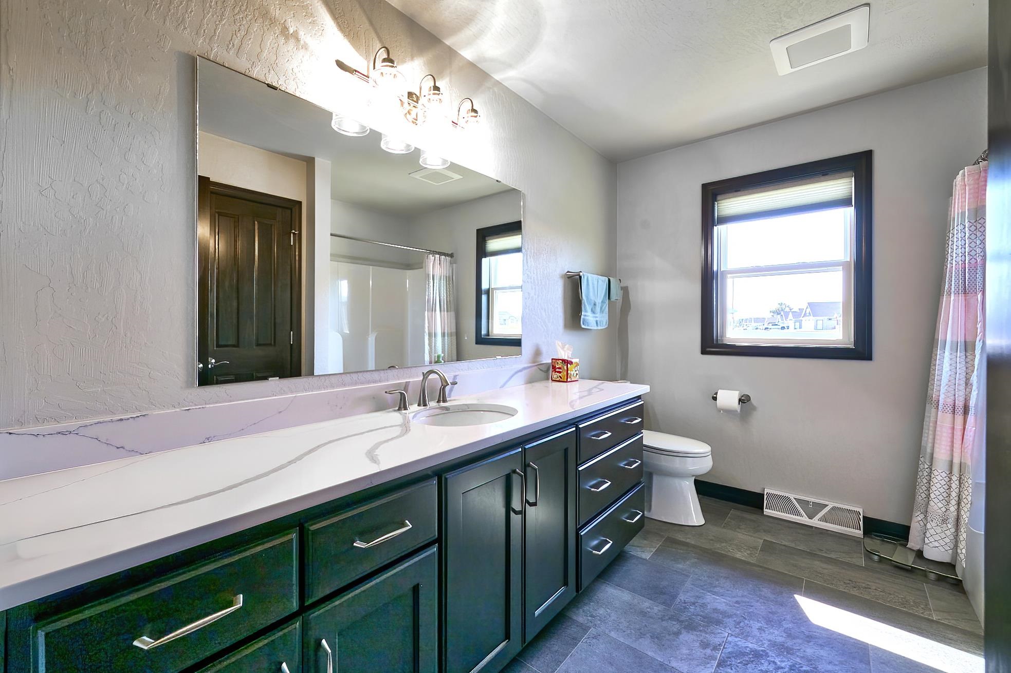 838 Sharon Lane Pulaski, WI 54162 - Photo 18 of 21