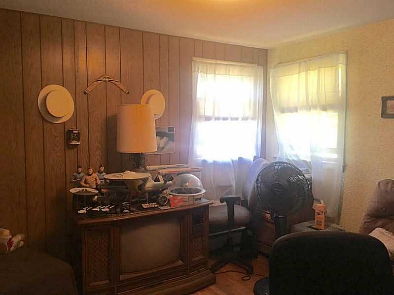 75 Buckwheat Avenue Portsmouth, RI 02871 - Photo 11 of 11 Bedroom.