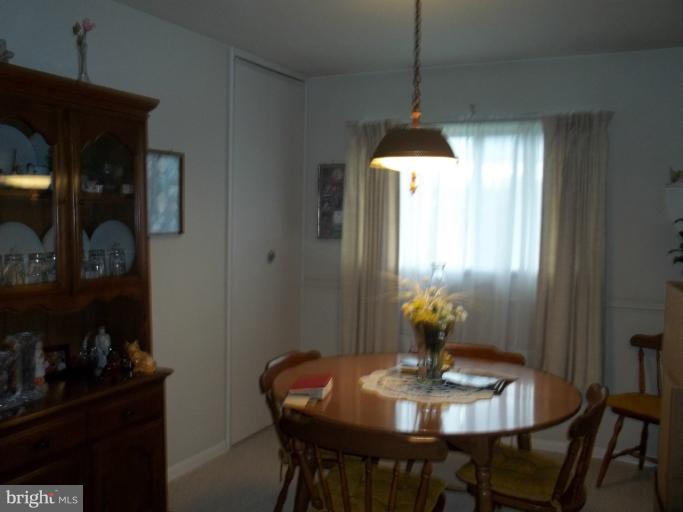 11418 Manse Road Hagerstown, MD 21740 - Photo 11 of 14 Dining Room