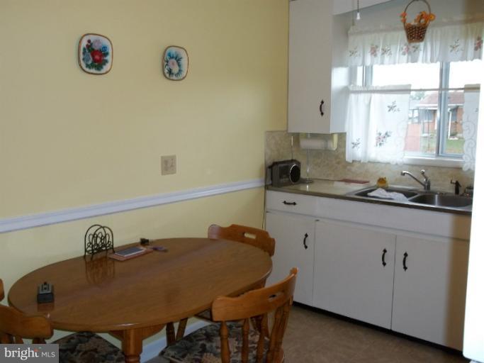 11418 Manse Road Hagerstown, MD 21740 - Photo 10 of 14 Kitchen