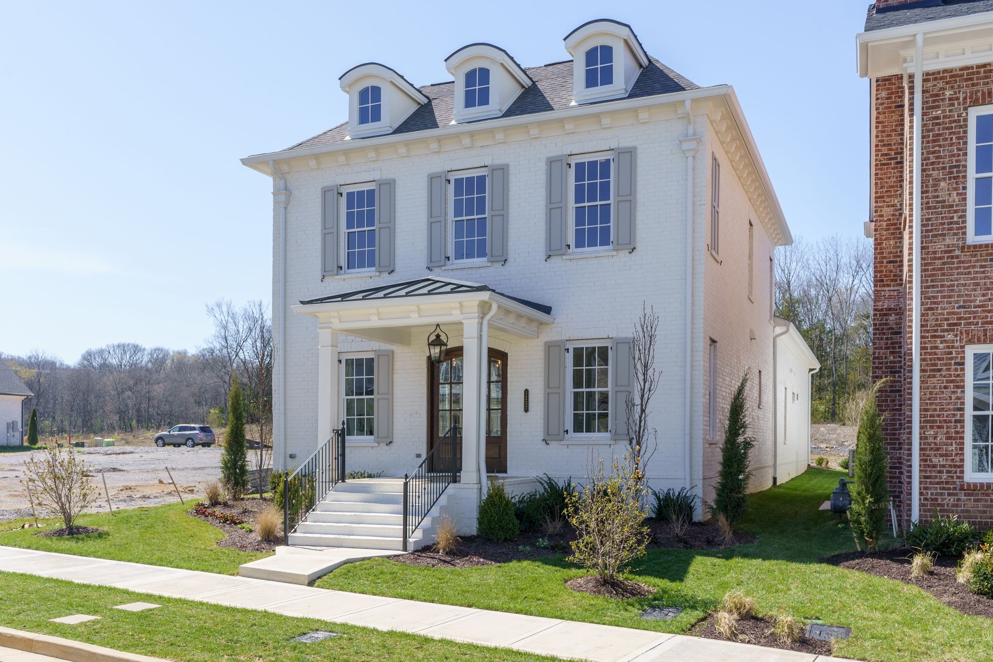 1237 Luckett Road Nashville, TN 37221 - Photo 3 of 59 Gallery Image 3