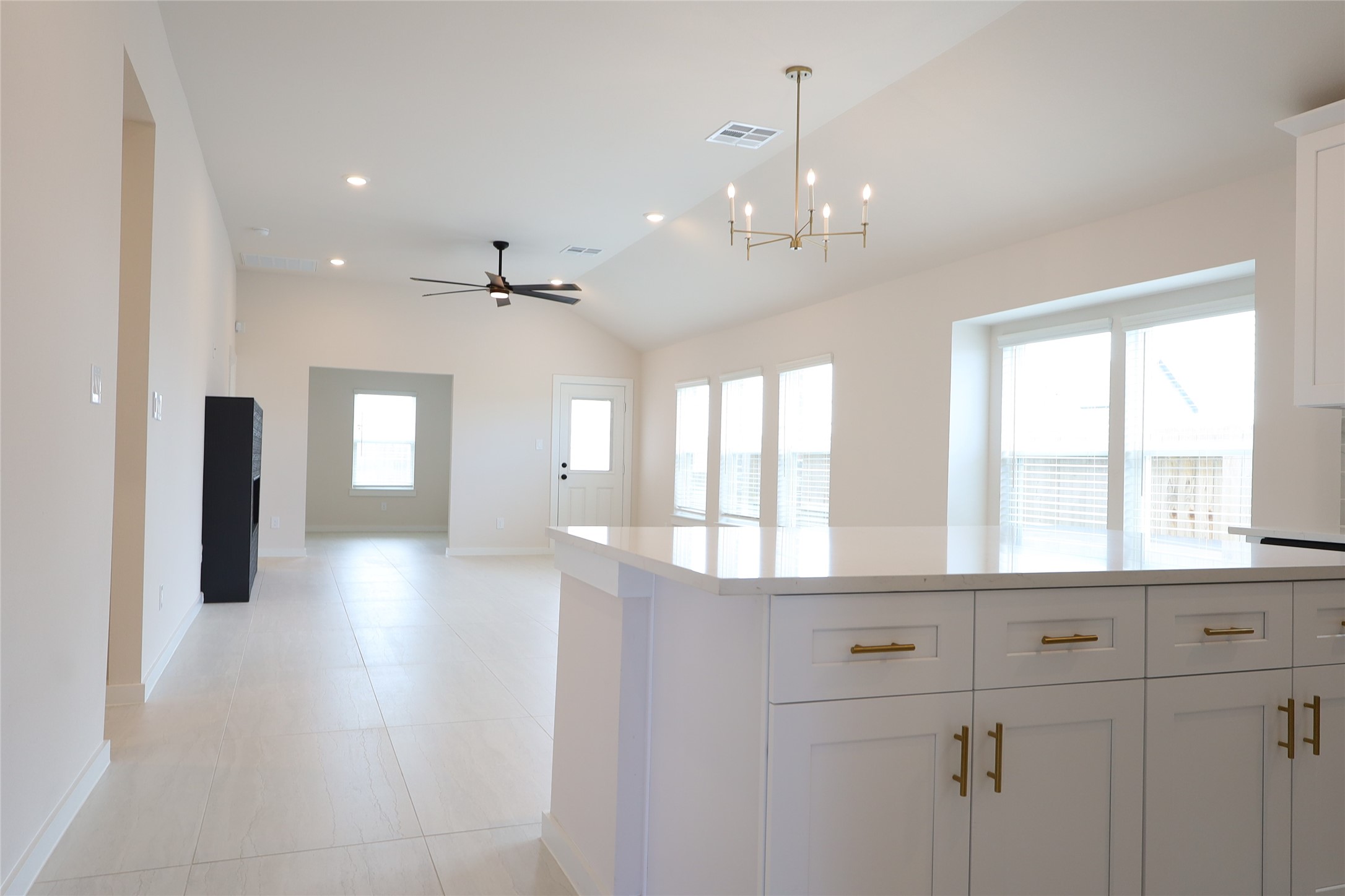 13215 Glacier Vw Lane Rosharon, TX 77583 - Photo 15 of 17 Gorgeous open floor plan with lots of natural light, open kitchen and living concept.