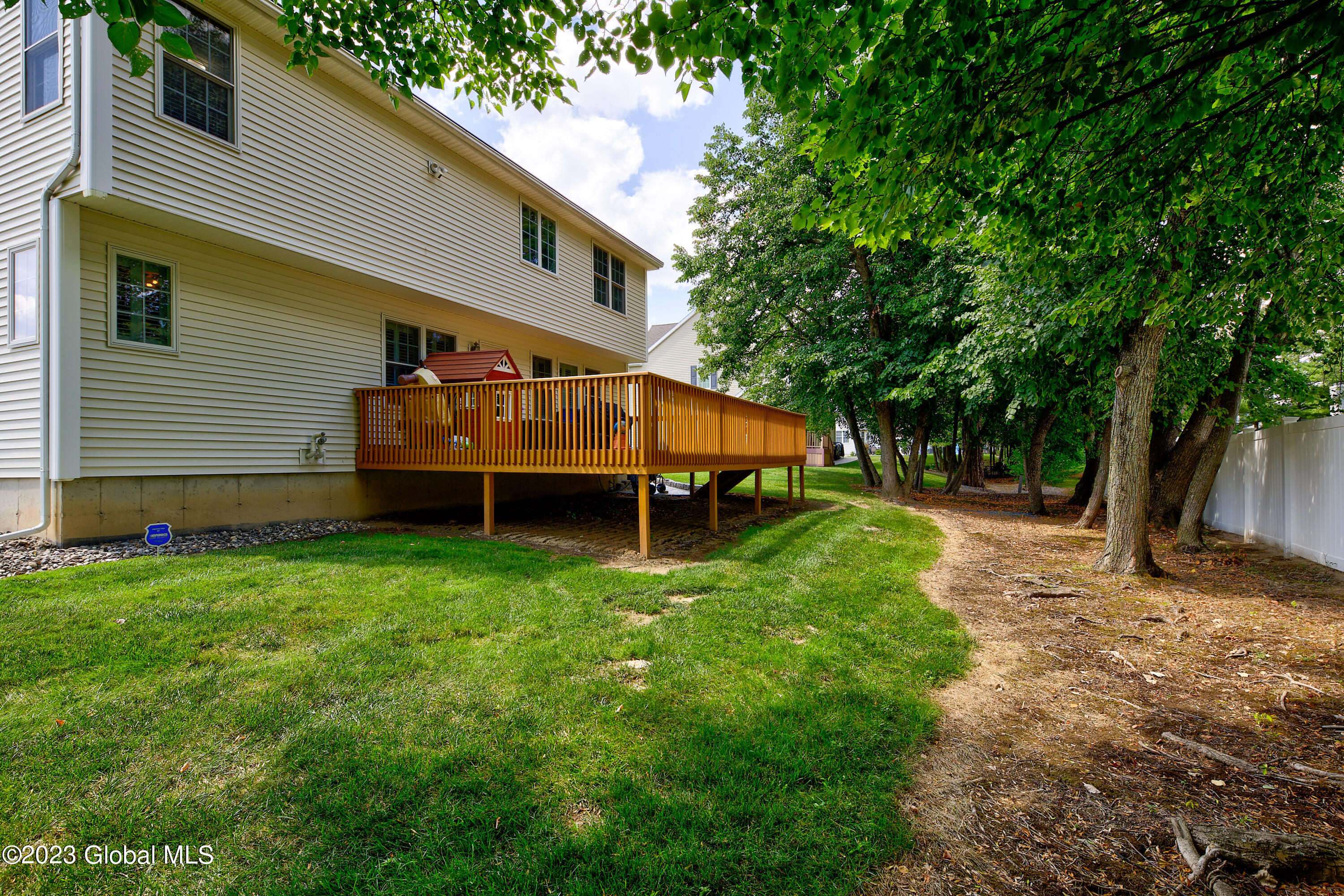 2 Rosebud Court Rensselaer, NY 12144 - Photo 32 of 45 1 (33)