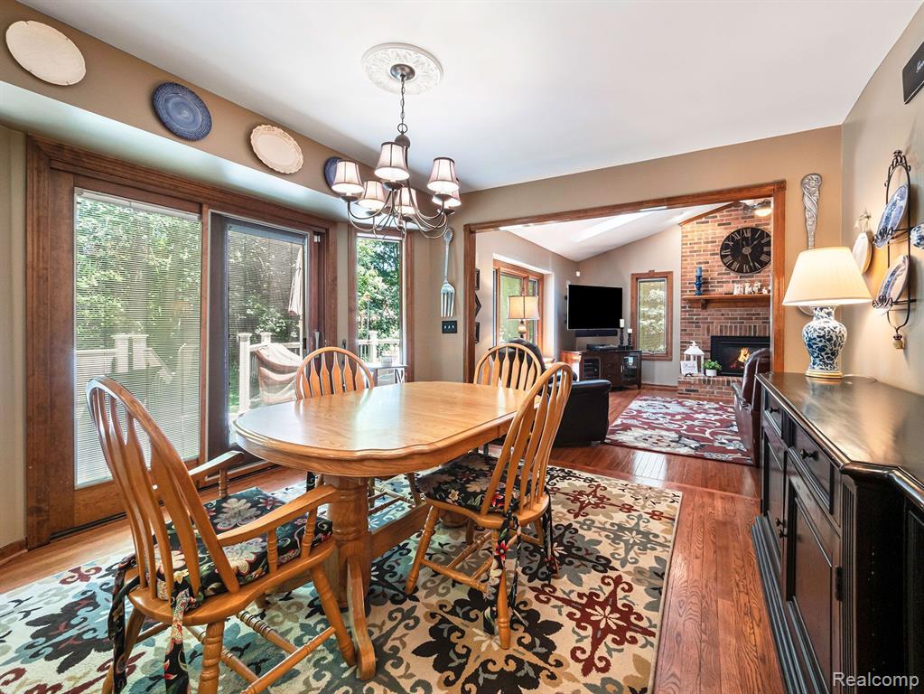42071 Hunters Ridge Canton, MI 48188 - Photo 11 of 33