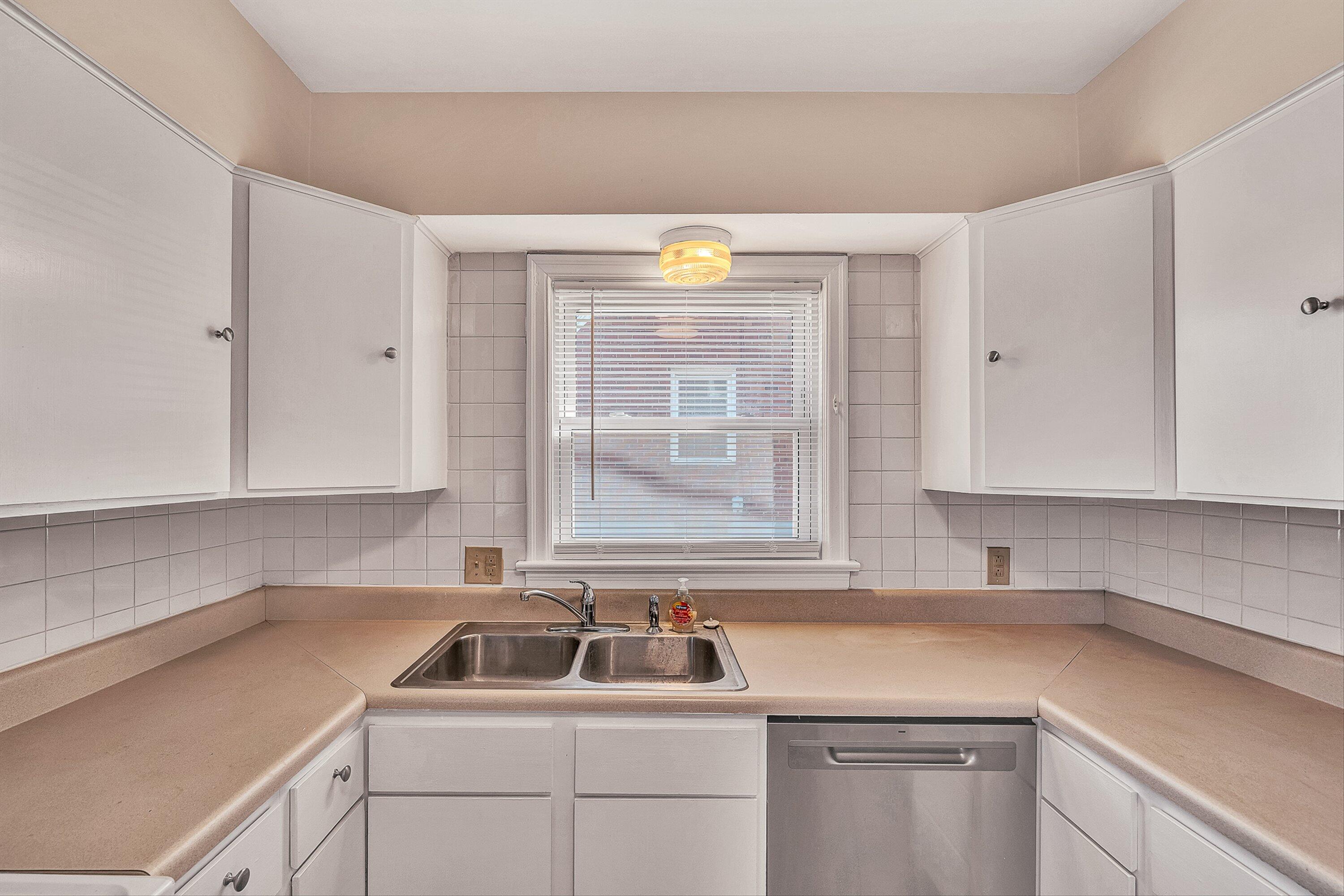 1013 Gardens Road Southwest Roanoke, VA 24014 - Photo 14 of 43 14-VM-05293