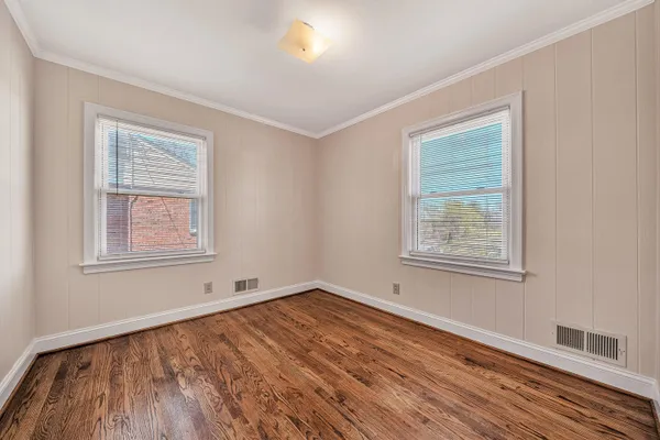 $289,500 | 1013 Gardens Road Southwest, Roanoke, VA 24014