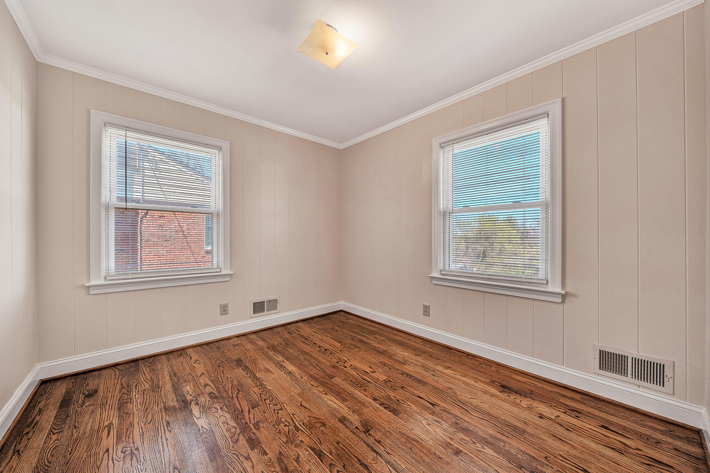 1013 Gardens Road Southwest Roanoke, VA 24014 - Photo 19 of 43 19-VM-05308