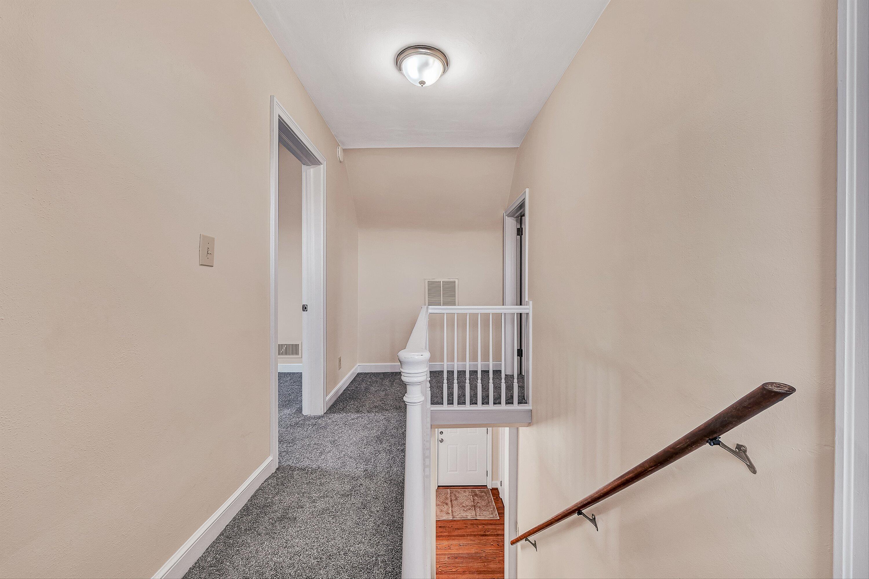 1013 Gardens Road Southwest Roanoke, VA 24014 - Photo 27 of 43 27-VM-05332