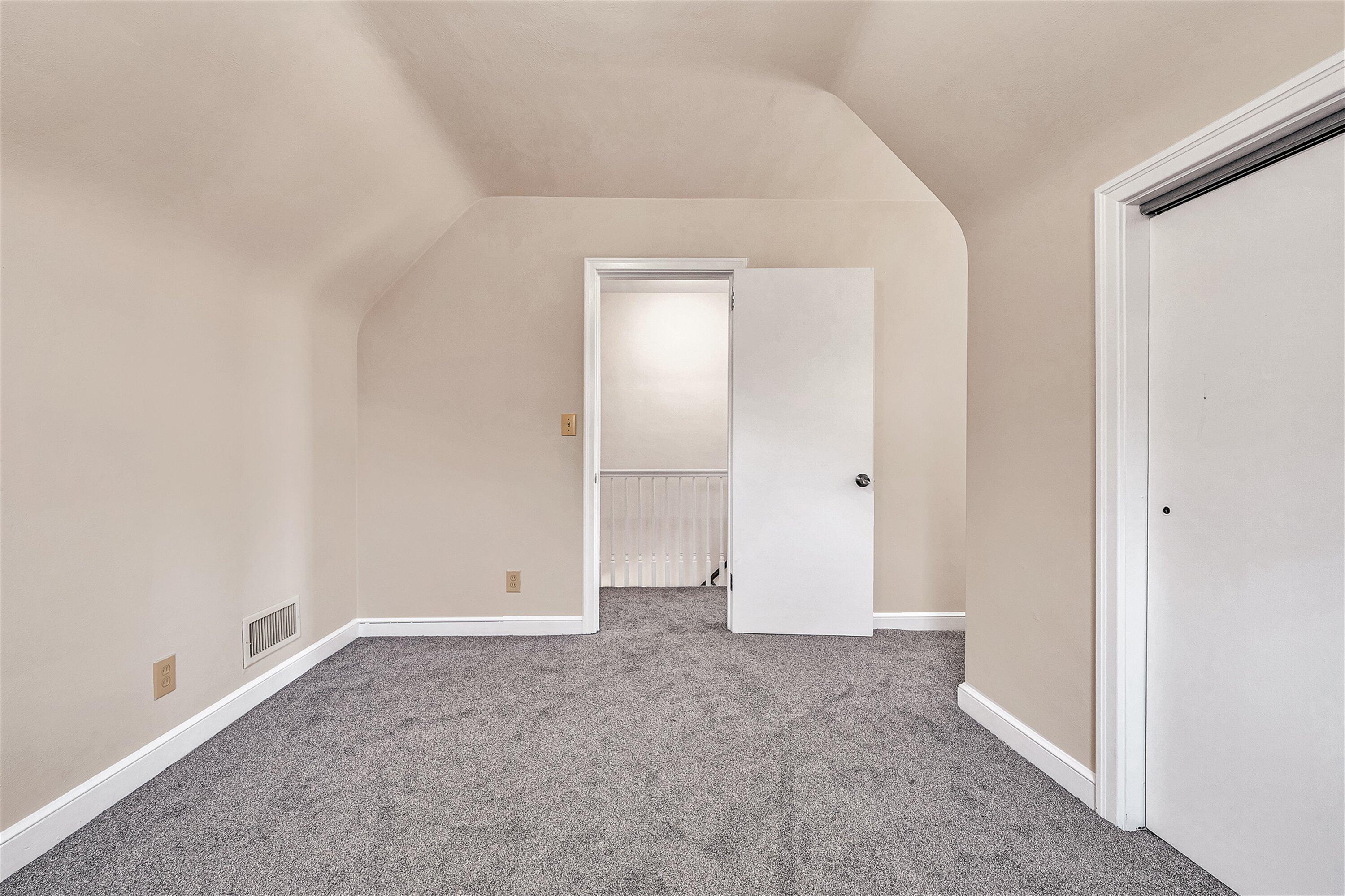 1013 Gardens Road Southwest Roanoke, VA 24014 - Photo 30 of 43 30-VM-05341