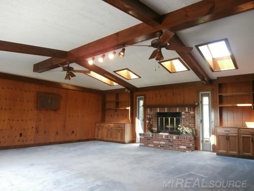 6248 South State Road Bancroft, MI 48414 - Photo 3 of 27 31251069-2.JPG