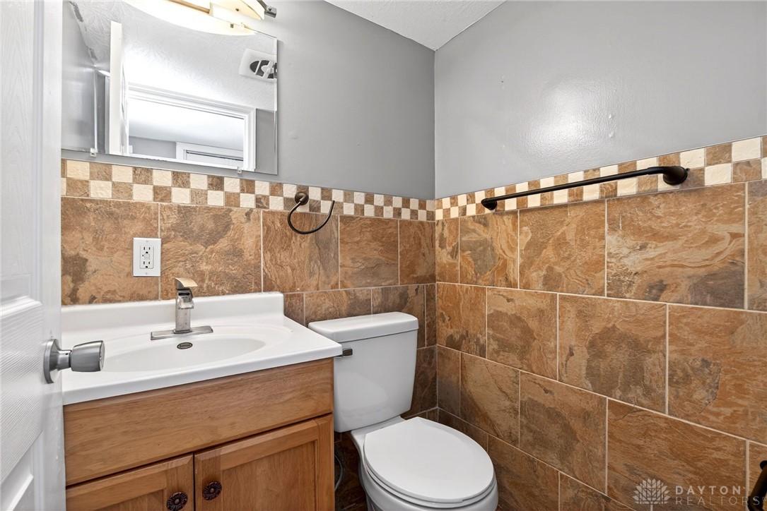 6308 Hemingway Road Dayton, OH 45424 - Photo 24 of 50